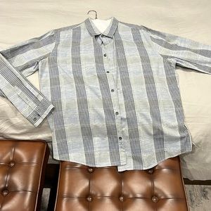 Men’s dress shirt